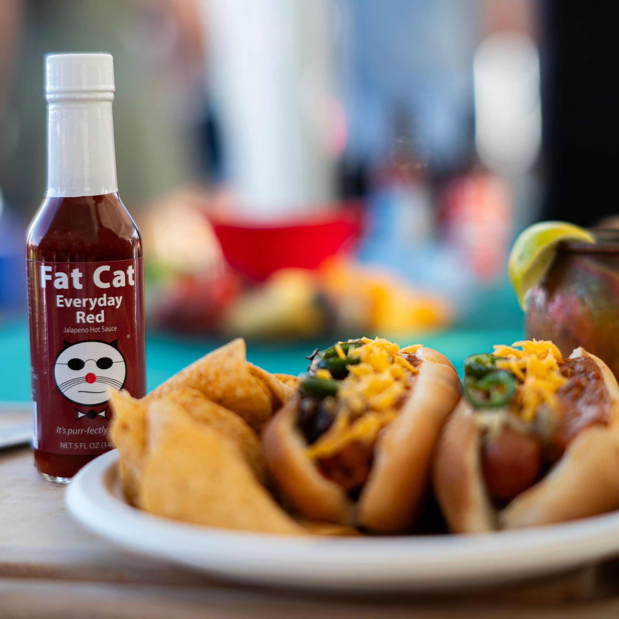 Fat-Cat-Gourmet-Everyday-Red-Jalapeno-Dinner-Plate-Hot-Dogs
